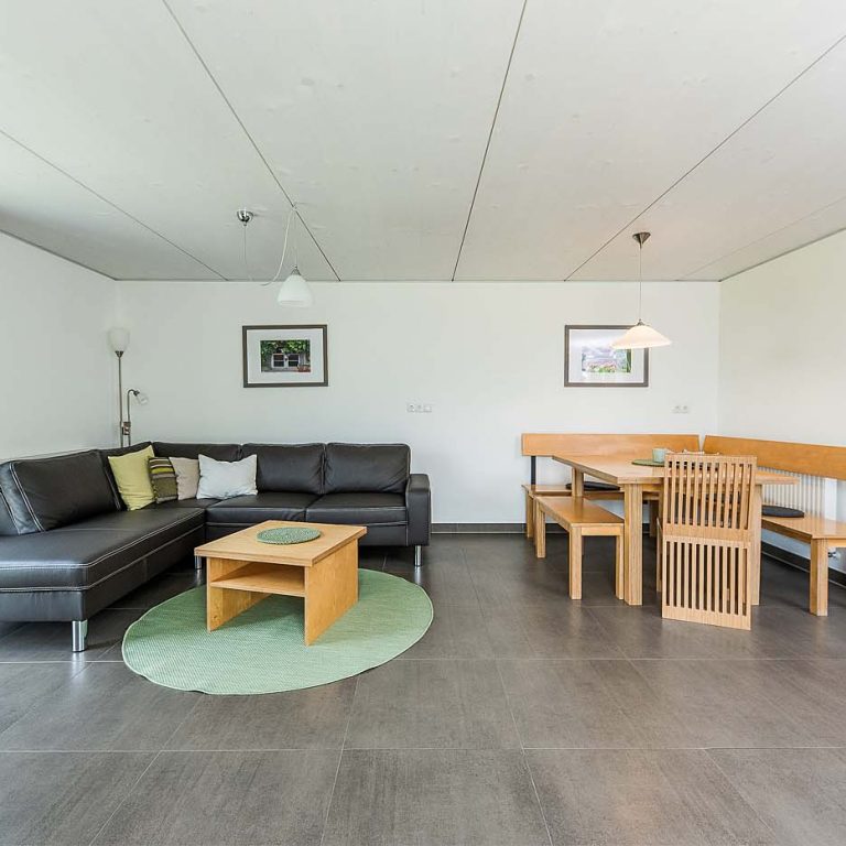 Sofa und Sitzbank